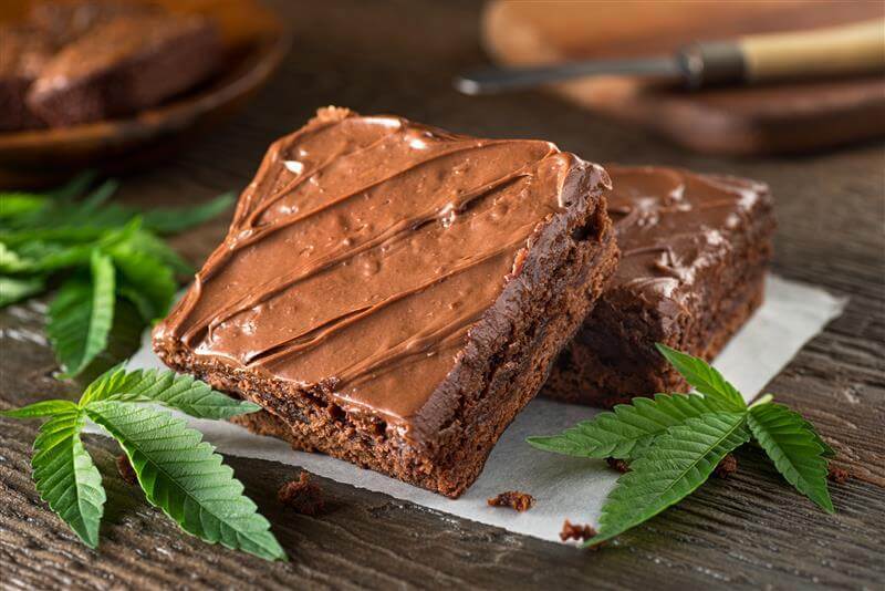 Cannabis brownies, easy recipe