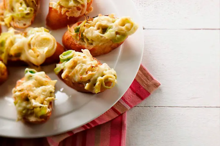 Quick and easy appetizer recipe: leek butter canapés