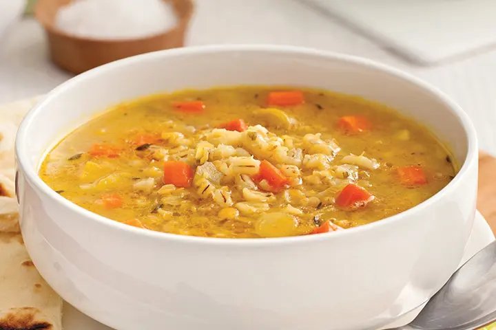 Indian‑flavoured vegetable soup recipe with barley, vegetables, lentils and curry